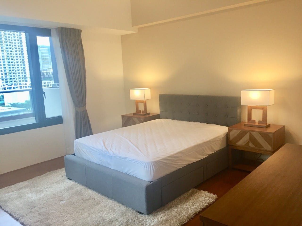 "2BR Condo for Rent in Arya Residences, BGC - Bonifacio Global City, Ta"08