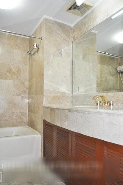 "3BR Condo for Rent in Pacific Plaza Ayala, Urdaneta, Makati"08