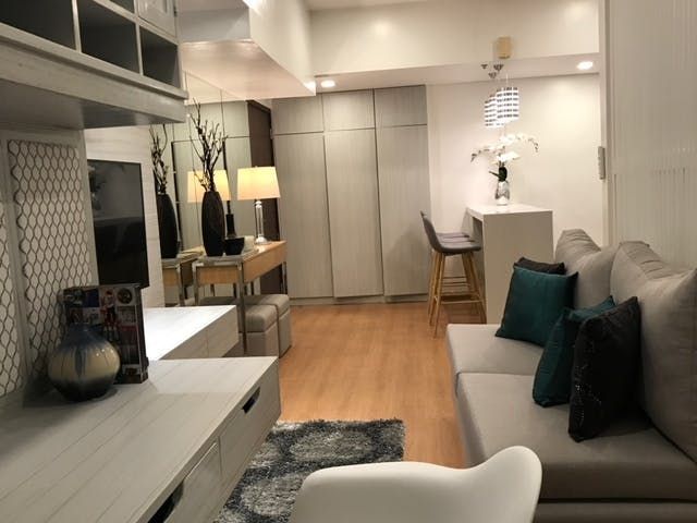 "1BR Condo for Rent in The St. Francis Shangri-La Place, Ortigas Center"04