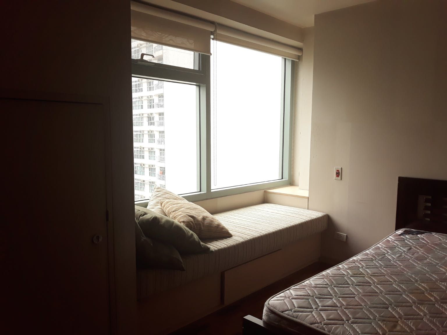 "Studio Condo for Rent in One Legazpi Park, Legazpi Village, Makati"06