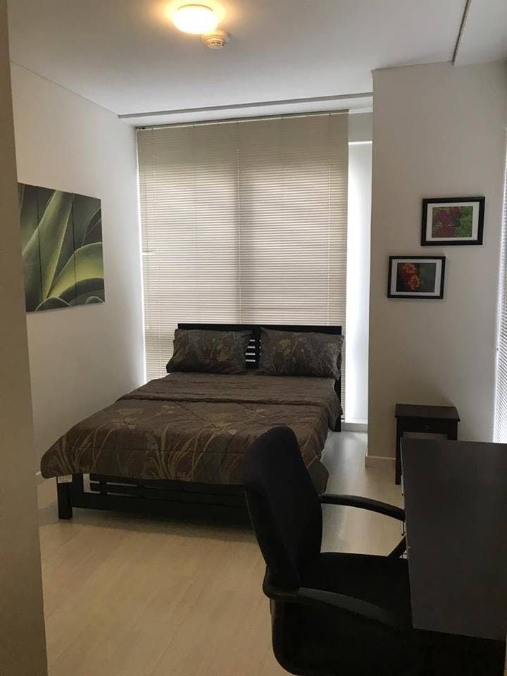 "2BR Condo for Rent in Senta, Legazpi Village, Makati"05