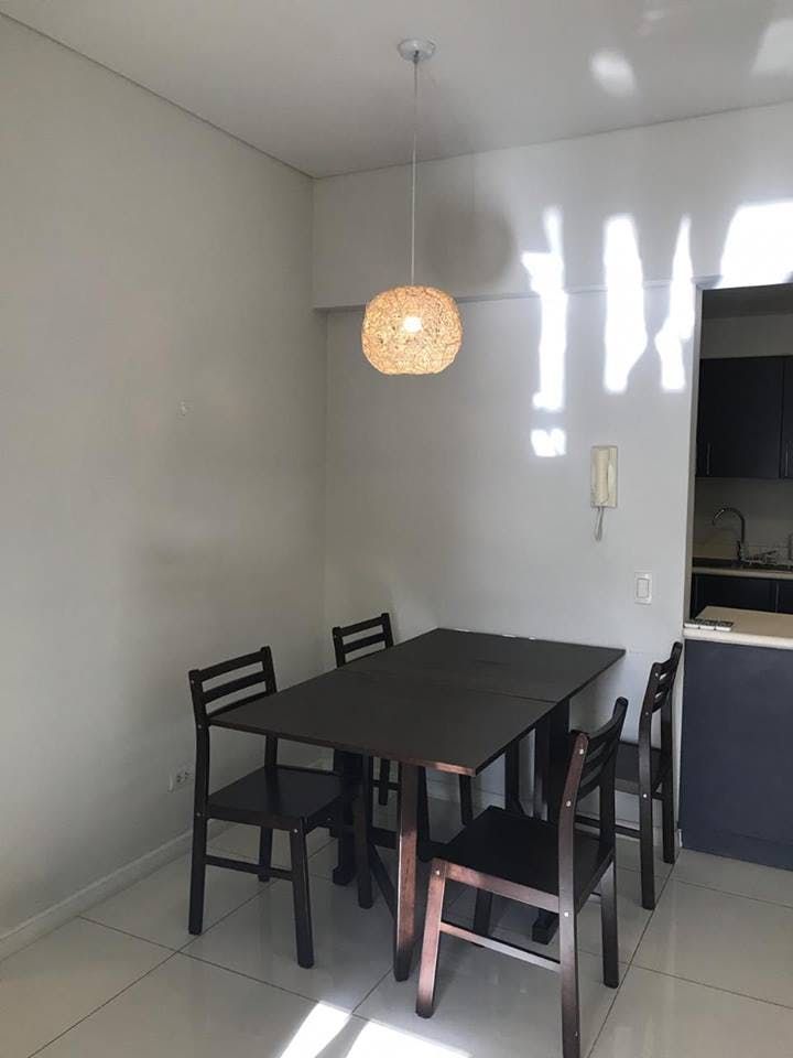 "2BR Condo for Rent in Senta, Legazpi Village, Makati"08