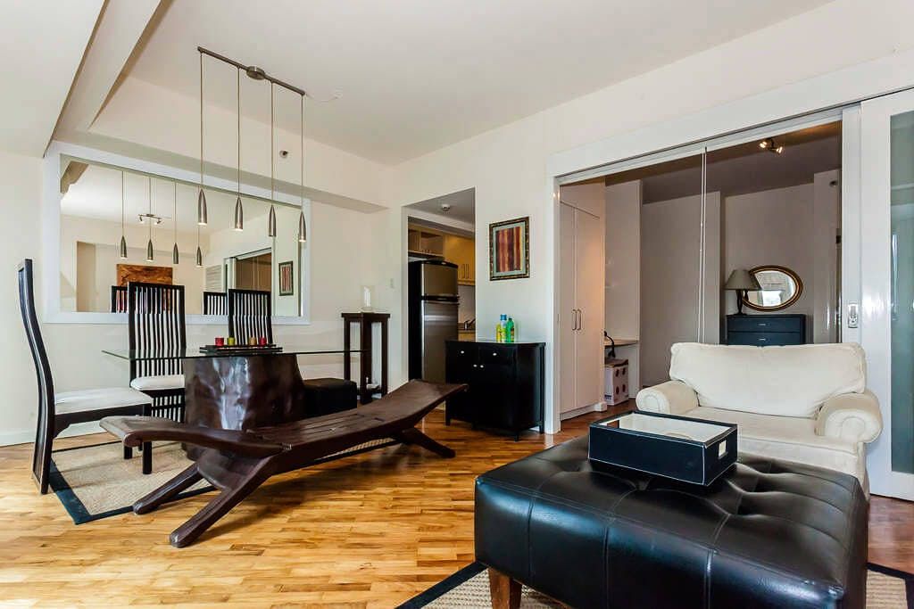 "1BR Condo for Rent in The Manansala, Rockwell Center, Makati"04