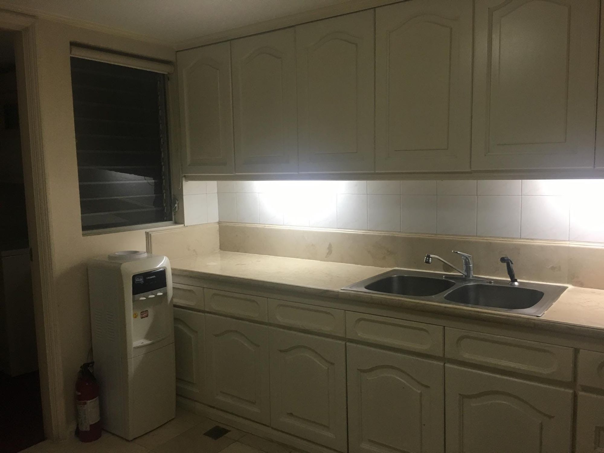 "2BR Condo for Rent in The Frabella 1, Legazpi Village, Makati"04