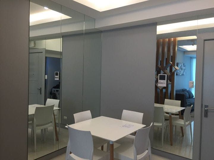 "1BR Condo for Rent in 8 Forbes Town Road, BGC - Bonifacio Global City,"06