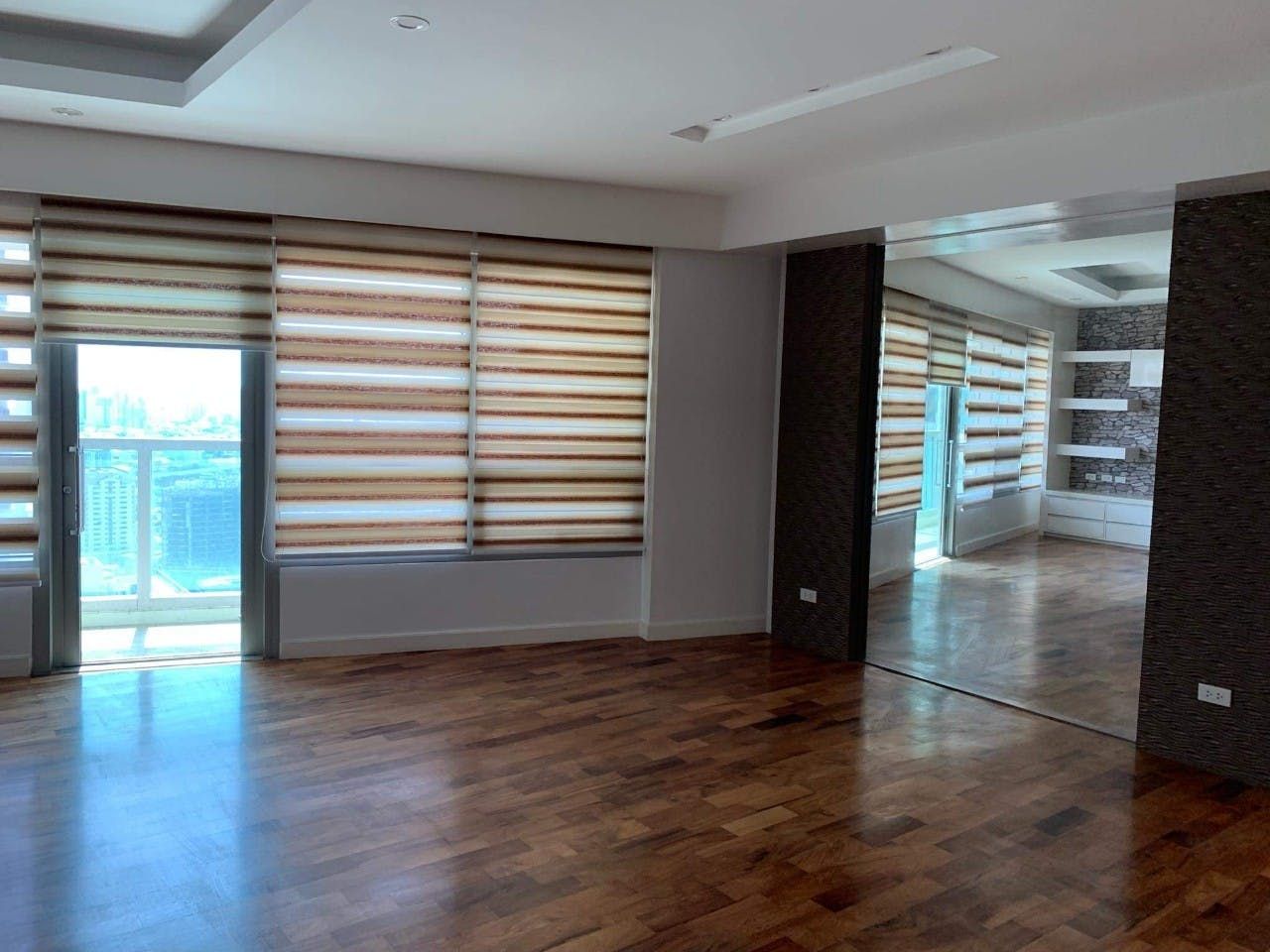 "3BR Condo for Rent in The Residences at Greenbelt, Legazpi Village, Ma"05