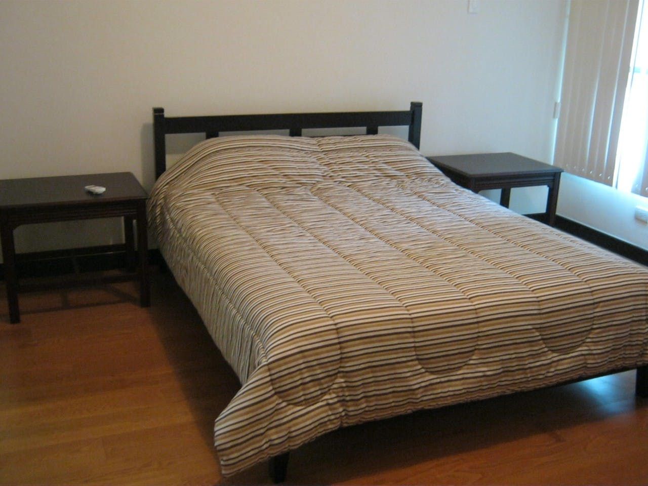 "1BR Condo for Rent in The Residences at Greenbelt, Legazpi Village, Ma"08
