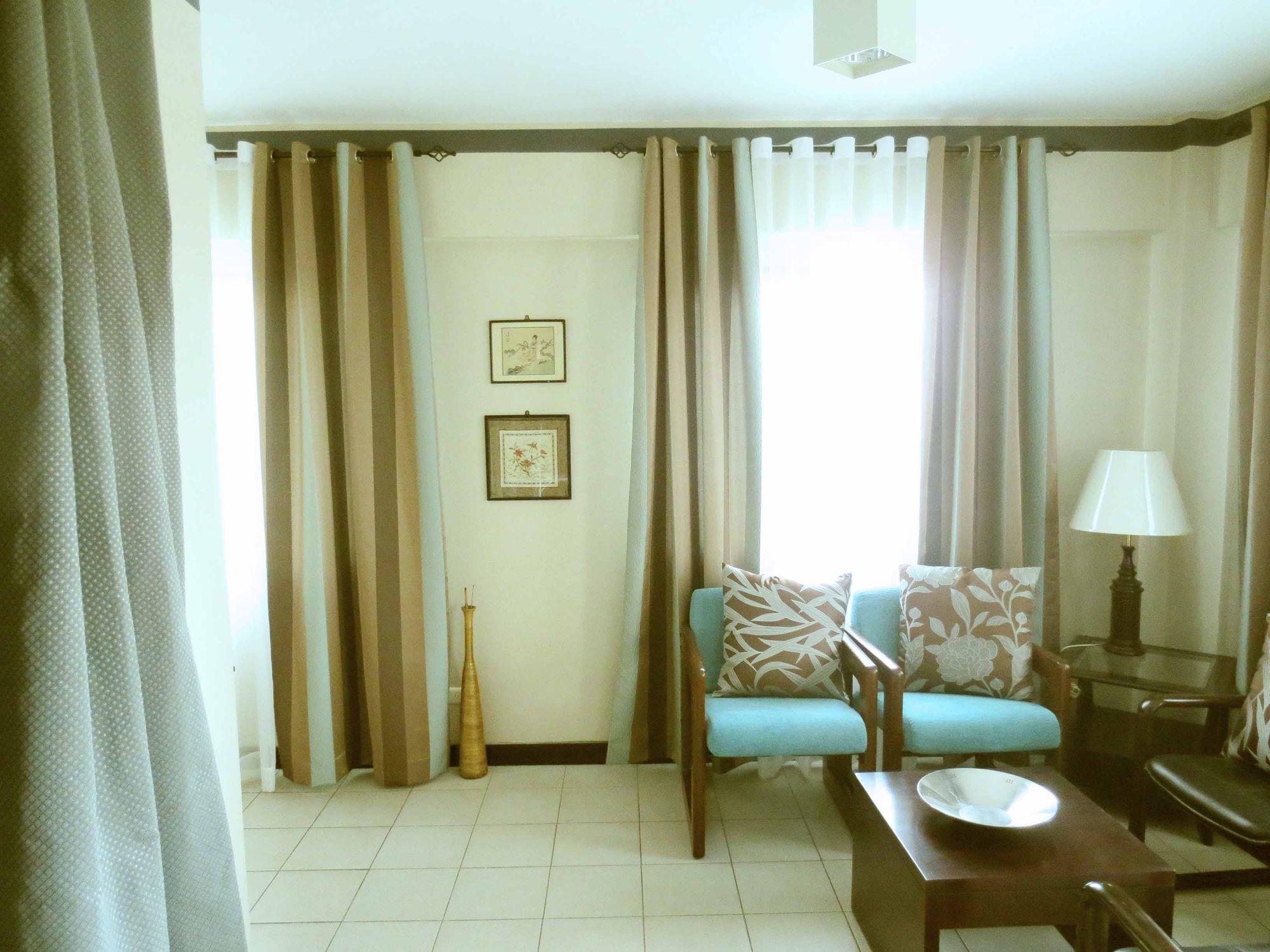 "Studio Condo for Rent in The Venice Luxury Residences, McKinley Hill,"09