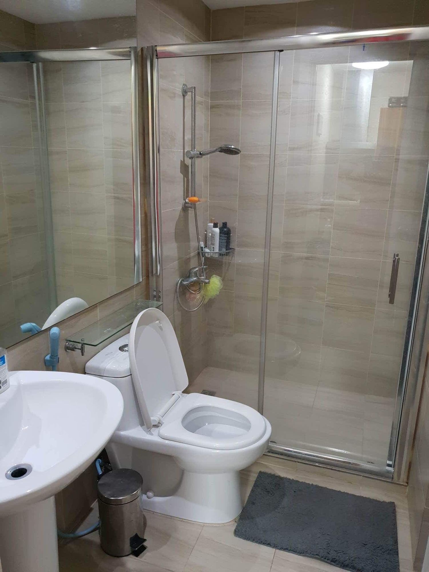 2BR Condo for Rent08
