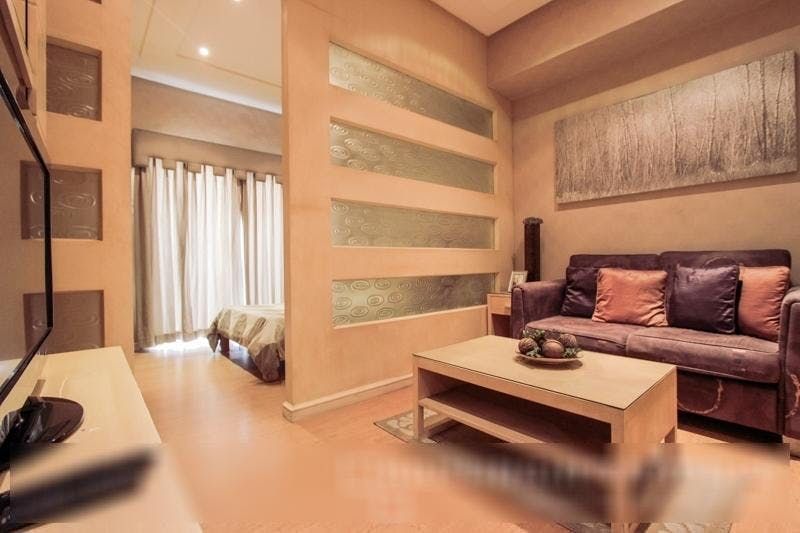 "1BR Condo for Rent in Elizabeth Place, Salcedo Village, Makati"06