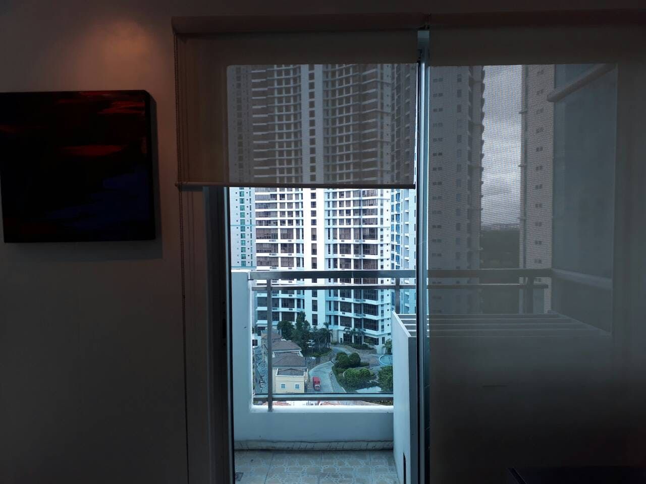 "2BR Condo for Rent in Crescent Park Residences, BGC - Bonifacio Global"04