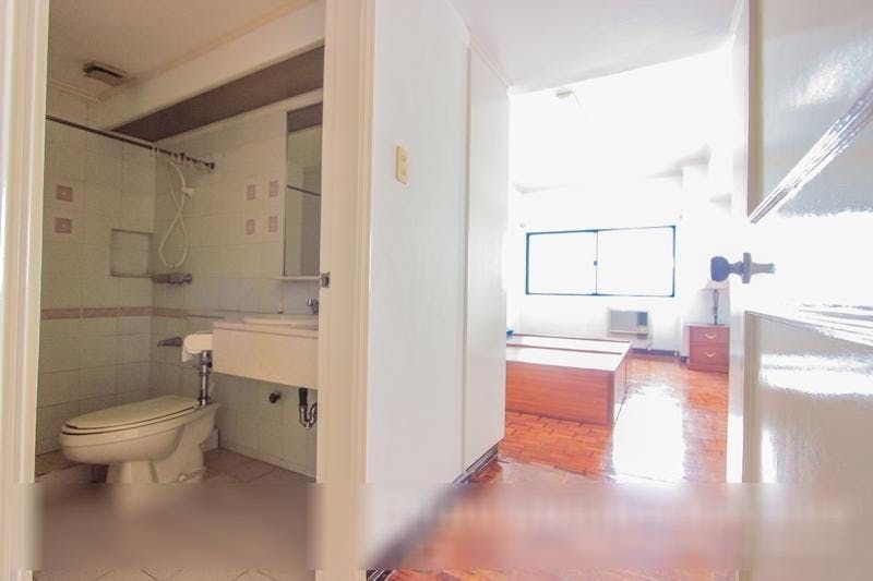 "2BR Condo for Rent in Grand Tower, Salcedo Village, Makati"04