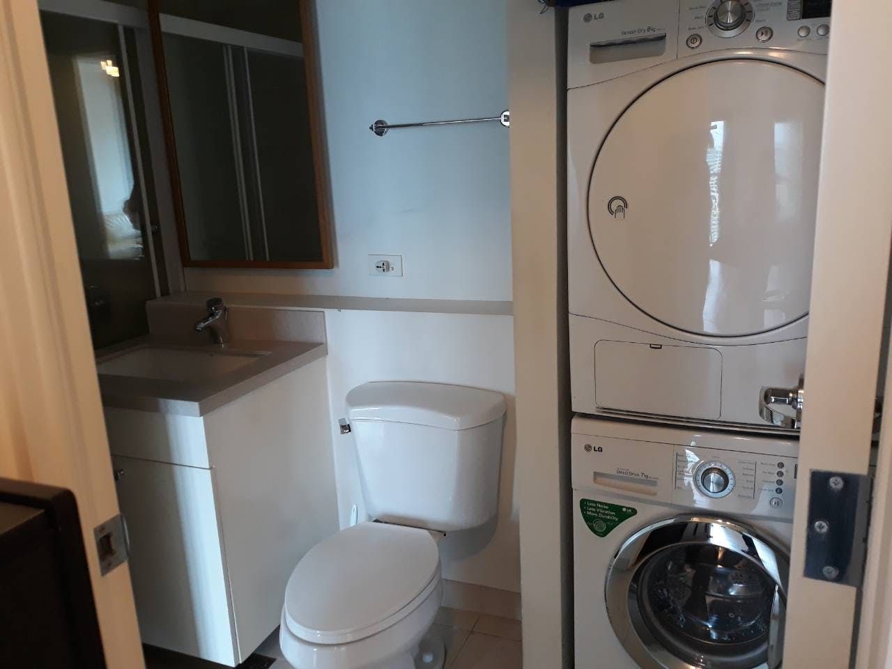 "1BR Condo for Rent in One Rockwell, Rockwell Center, Makati"07
