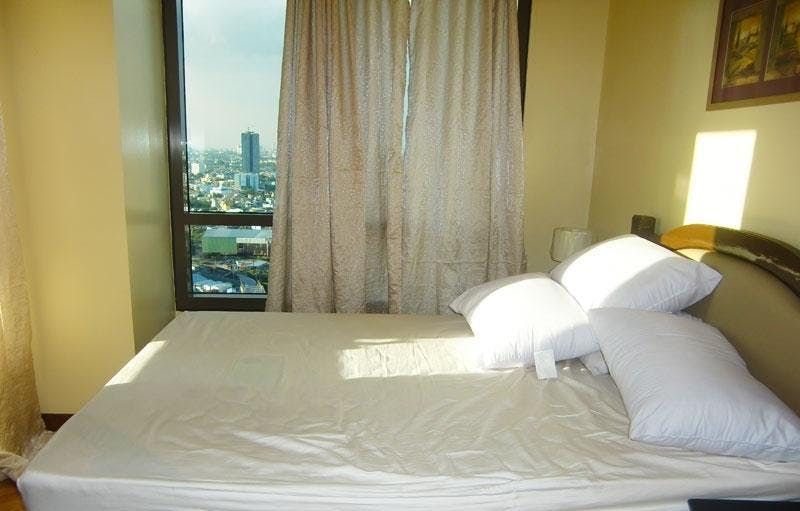 "2BR Condo for Rent in Joya Lofts and Towers, Rockwell Center, Makati"08