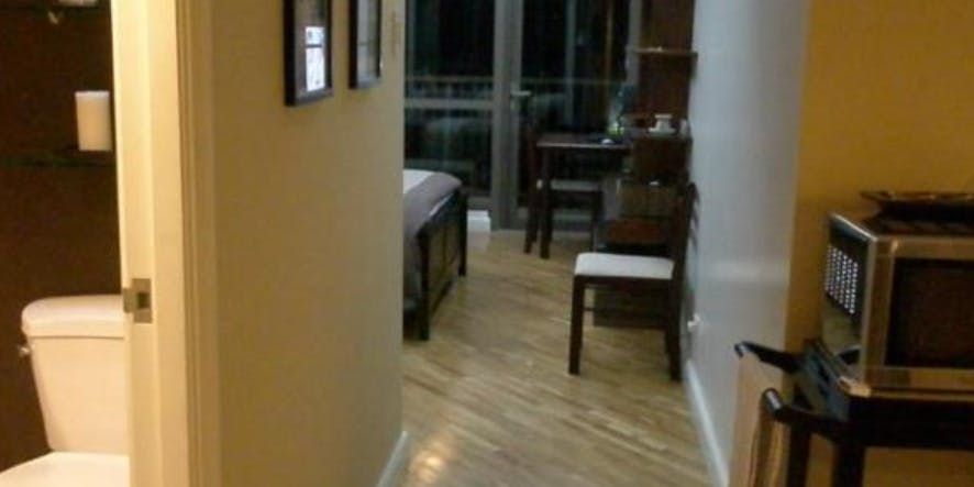 "Studio Condo for Rent in Joya Lofts and Towers, Rockwell Center, Makat"04