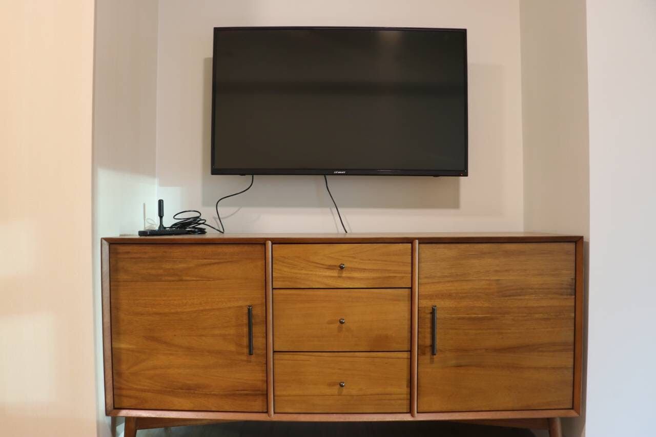 "Studio Condo for Rent in Kroma Tower, Legazpi Village, Makati"06