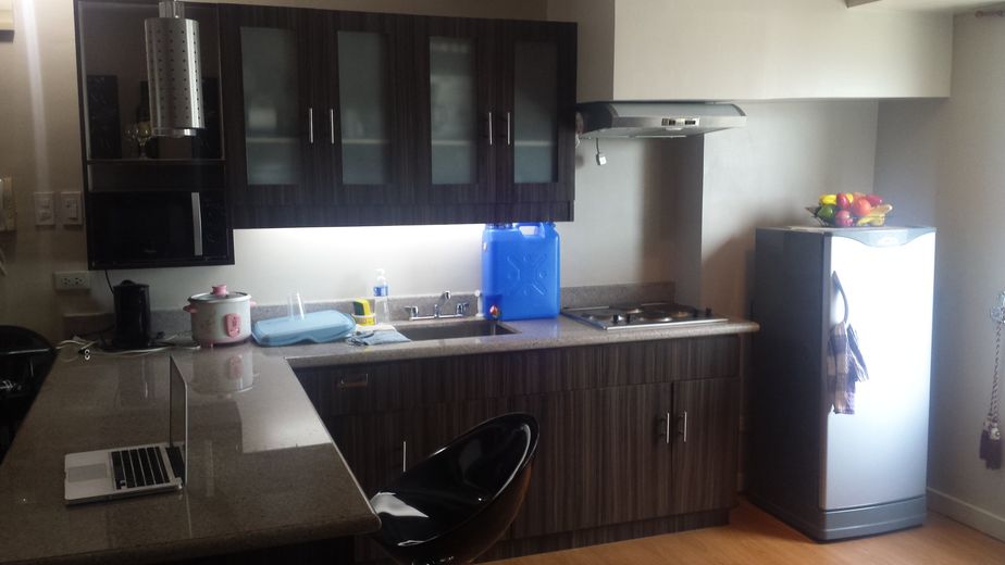 "2BR Condo for Rent in Gateway Garden Heights, Buayang Bato, Mandaluyon"01