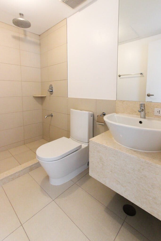 "2BR Condo for Rent in The St. Francis Shangri-La Place, Ortigas Center"06