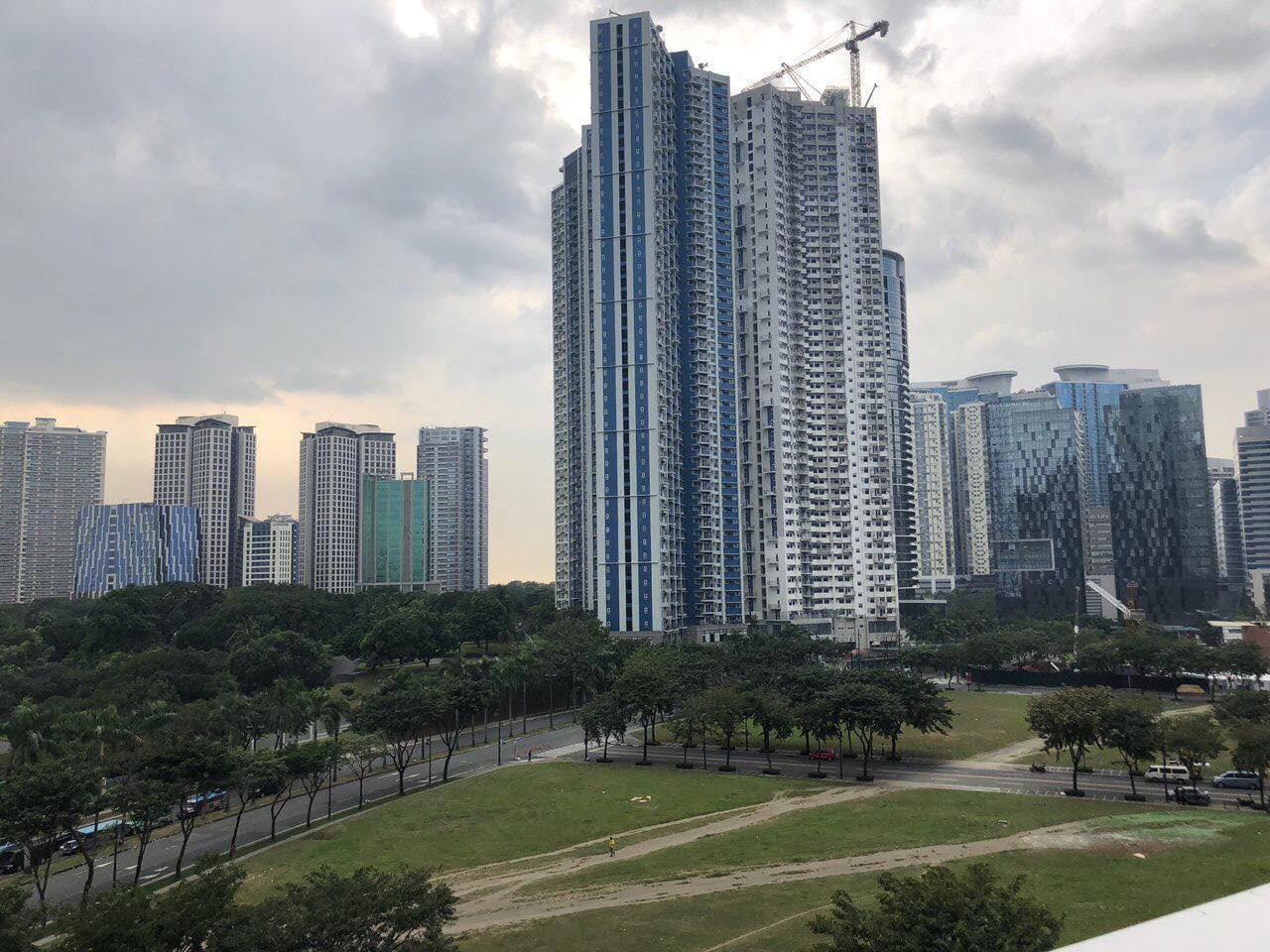 "2BR Condo for Rent in The Sequoia at Two Serendra, BGC - Bonifacio Glo"04