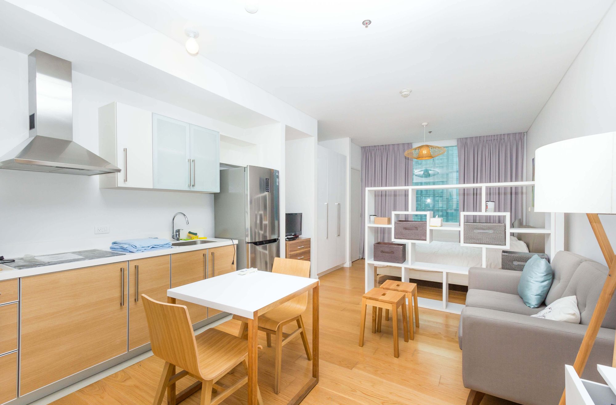 "Studio Condo for Rent in Park Terraces, San Lorenzo, Makati"04