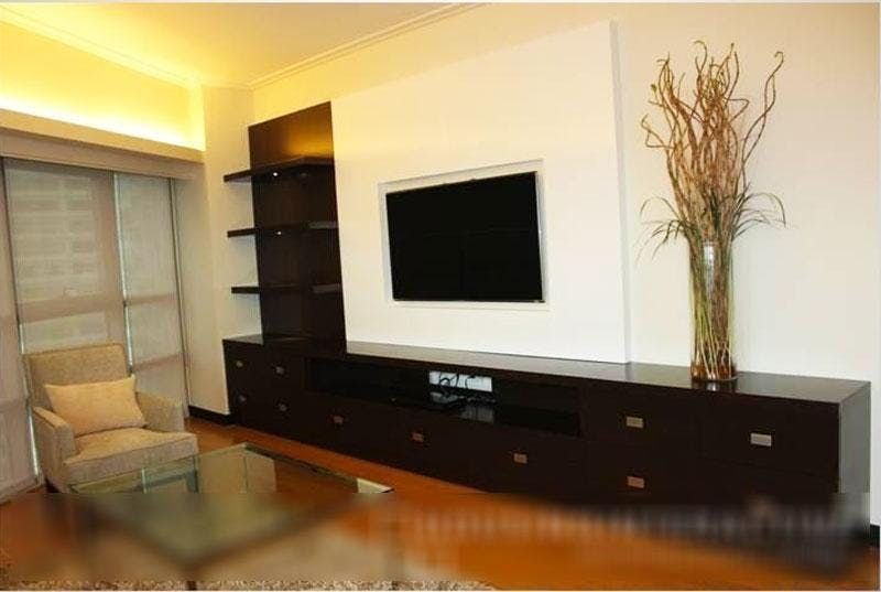 "2BR Condo for Rent in The Residences at Greenbelt, Legazpi Village, Ma"08