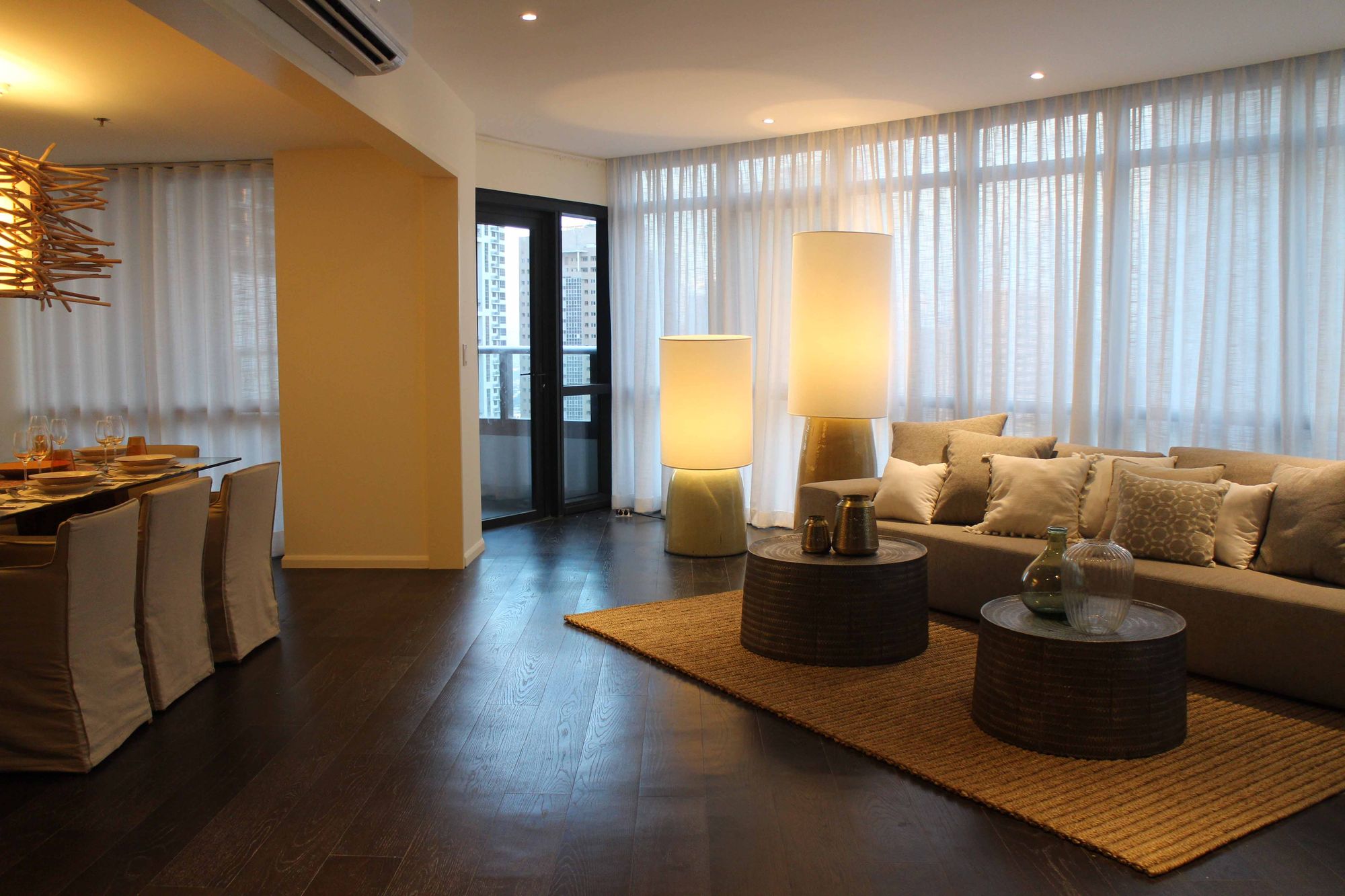 "3BR Condo for Rent in Arya Residences, BGC - Bonifacio Global City, Ta"07