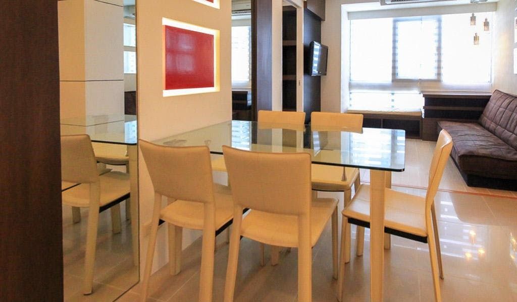 "2BR Condo for Rent in The Grand Hamptons, BGC - Bonifacio Global City,"08