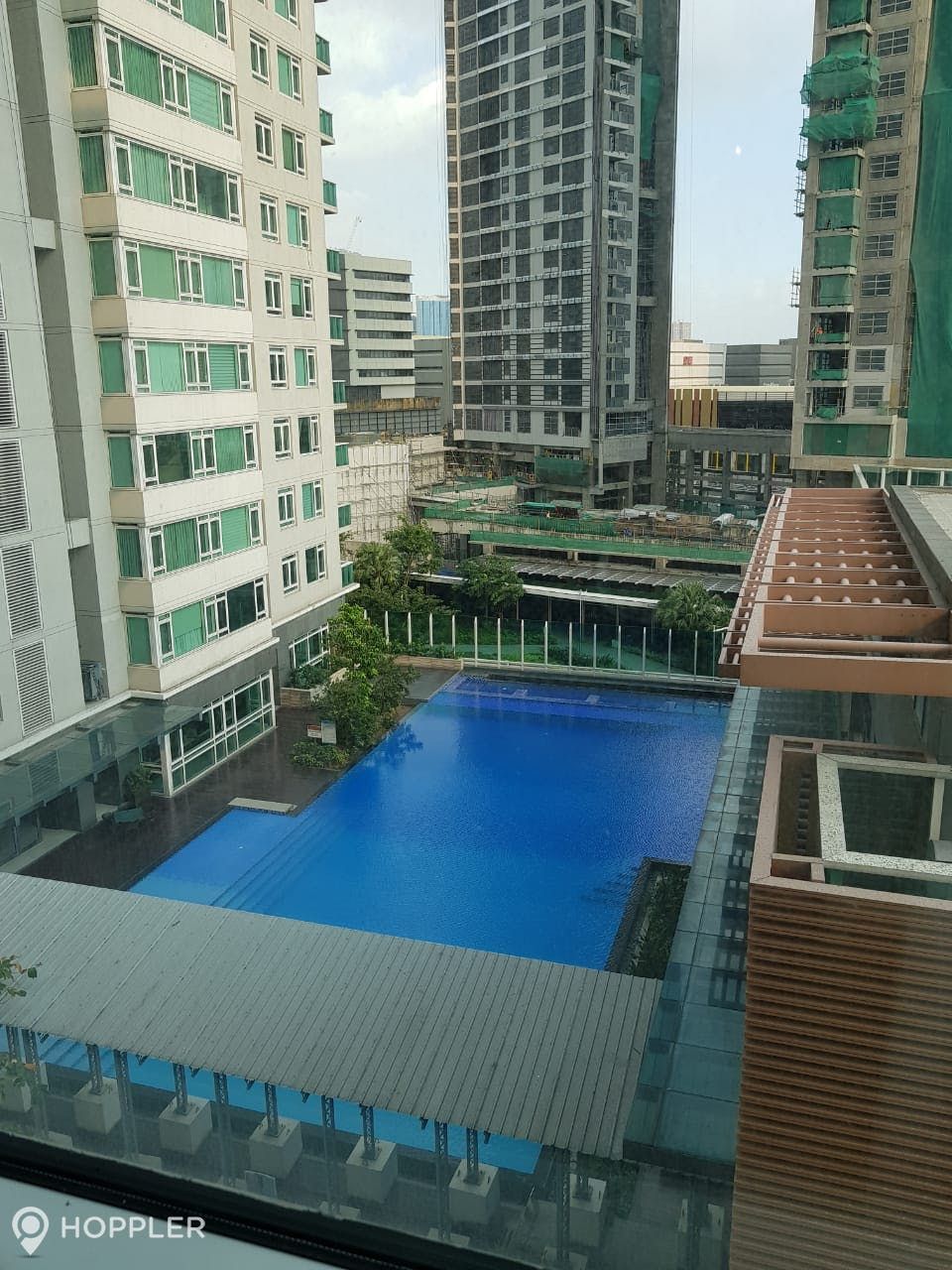 "Studio Condo for Rent in Park Terraces, San Lorenzo, Makati"08