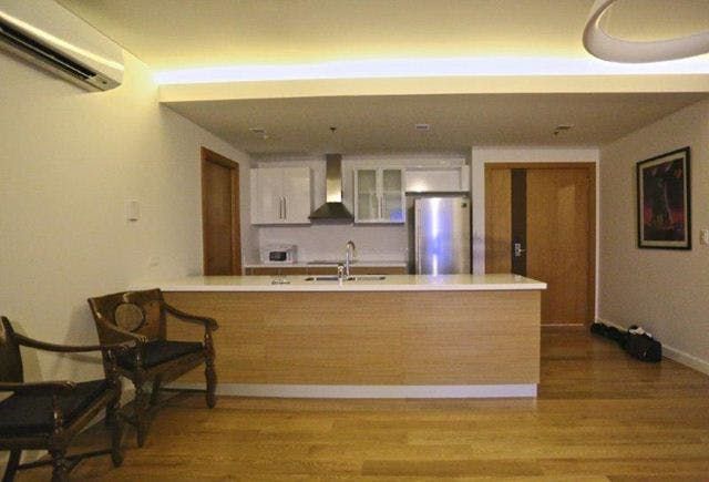 "2BR Condo for Rent in Park Terraces, San Lorenzo, Makati"04