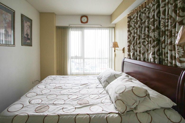"1BR