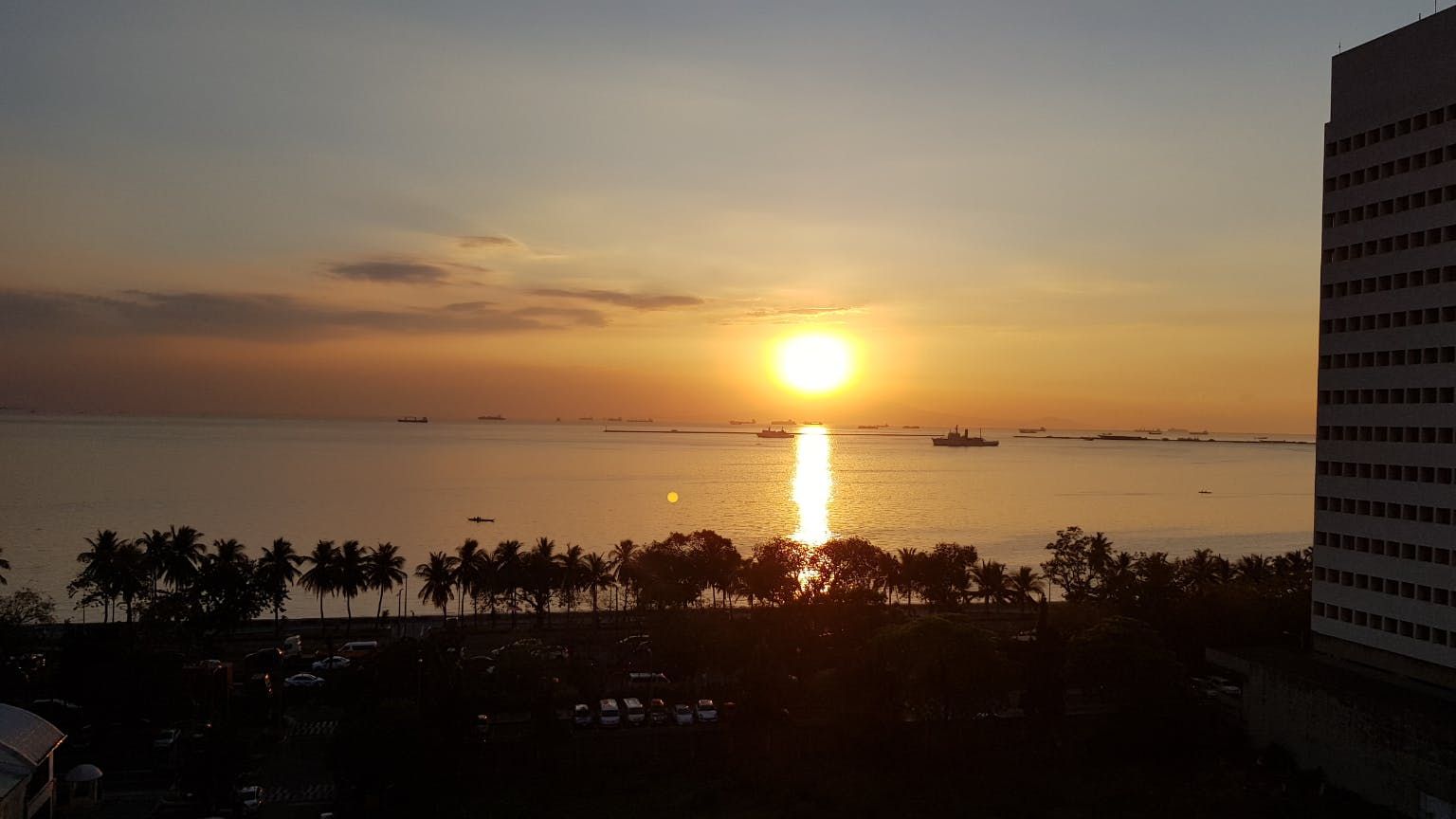 "2BR Condo for Rent in Frabelle Condominium, Legazpi Village, Makati"03