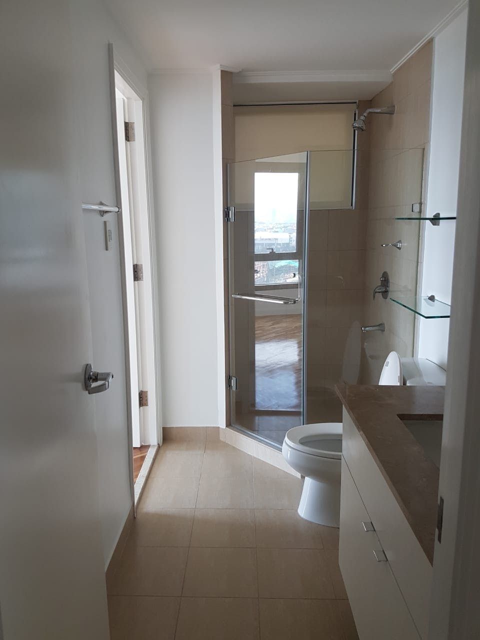"2BR Condo for Rent in Joya Lofts and Towers, Rockwell Center, Makati"06