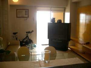 "1BR Condo for Rent in Paseo Parkview Suites, Salcedo Village, Makati"08