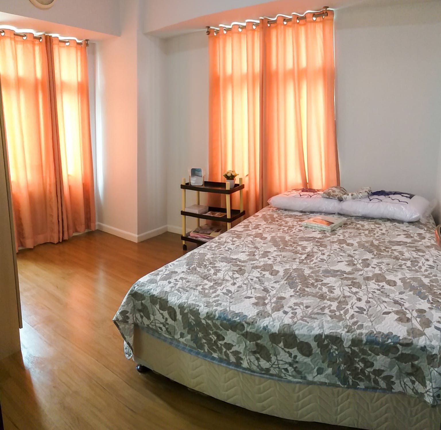 "2BR Condo for Rent in The Meranti at Two Serendra, BGC - Bonifacio Glo"10
