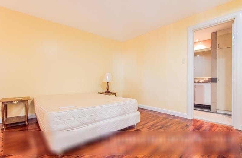 "2BR Condo for Rent in Easton Place, Salcedo Village, Makati"04