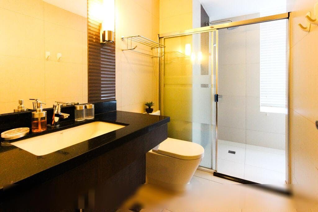 "2BR Condo for Rent in Blue Sapphire Residences, BGC - Bonifacio Global"06