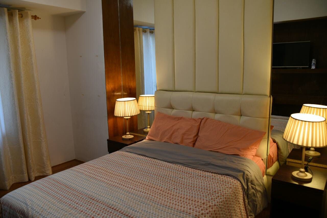 "2BR Condo for Rent in Arya Residences, BGC - Bonifacio Global City, Ta"04