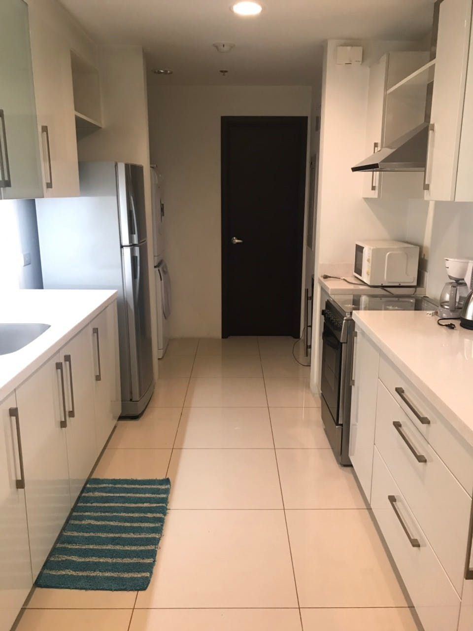 "1BR Condo for Rent in The Residences at Greenbelt, Legazpi Village, Ma"04