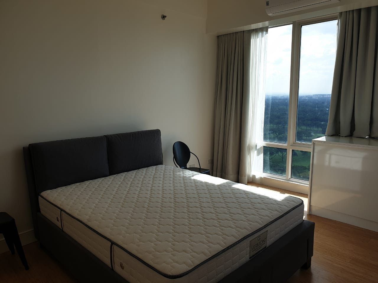 "2BR Condo for Rent in Bellagio I, BGC - Bonifacio Global City, Taguig"08