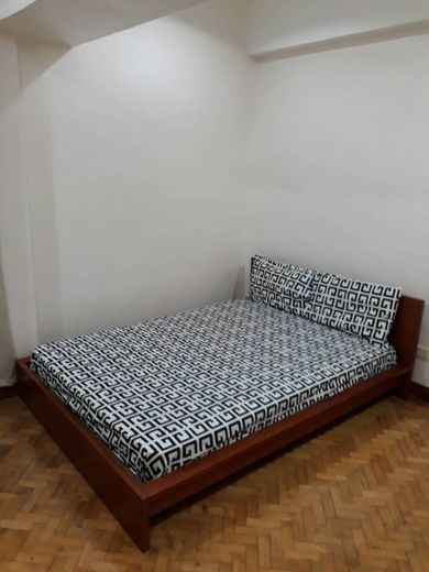 "2BR