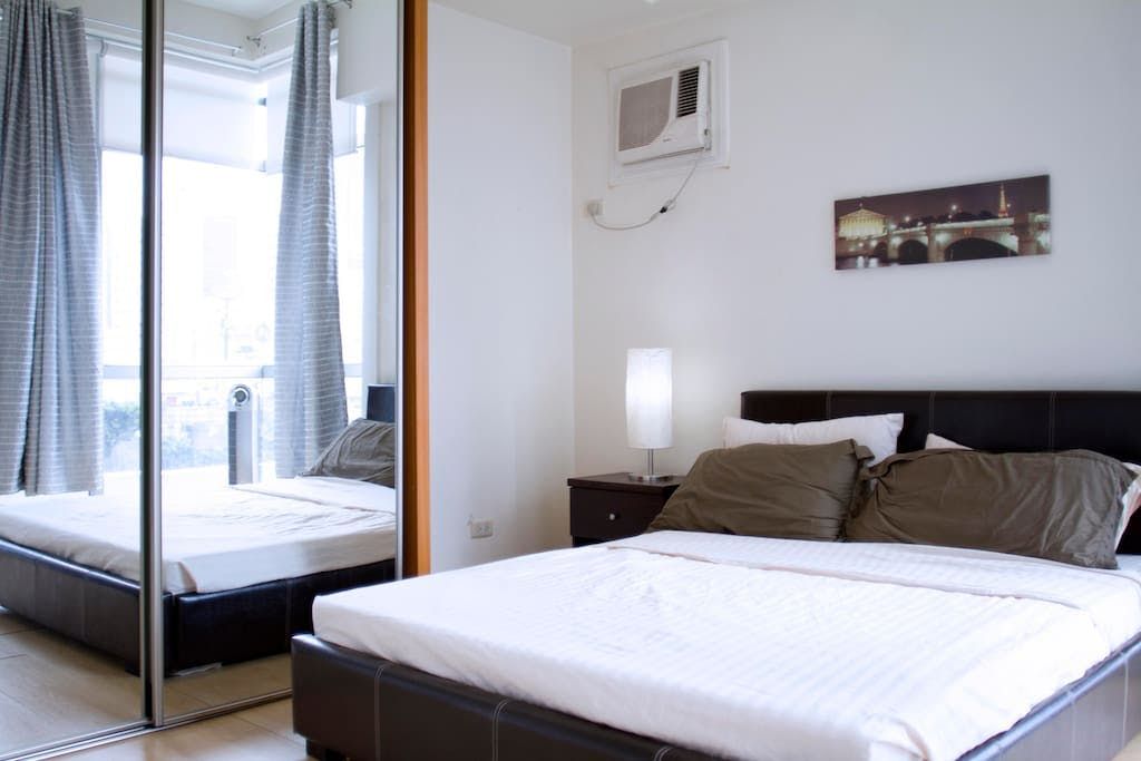"2BR Condo for Rent in Grand Hamptons II, BGC - Bonifacio Global City,"08