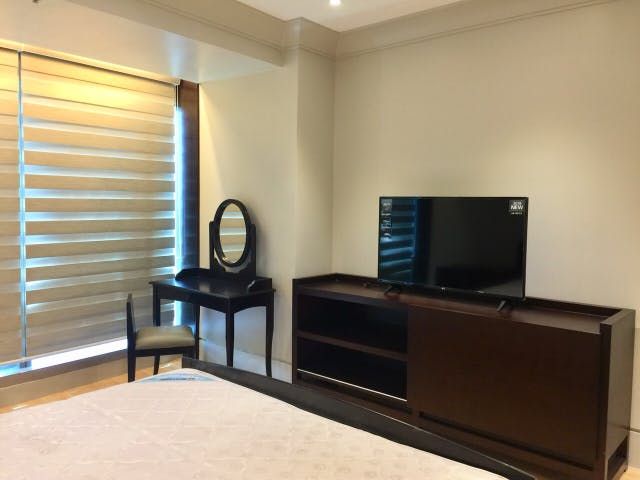 "2BR Condo for Rent in One McKinley Place, BGC - Bonifacio Global City,"08