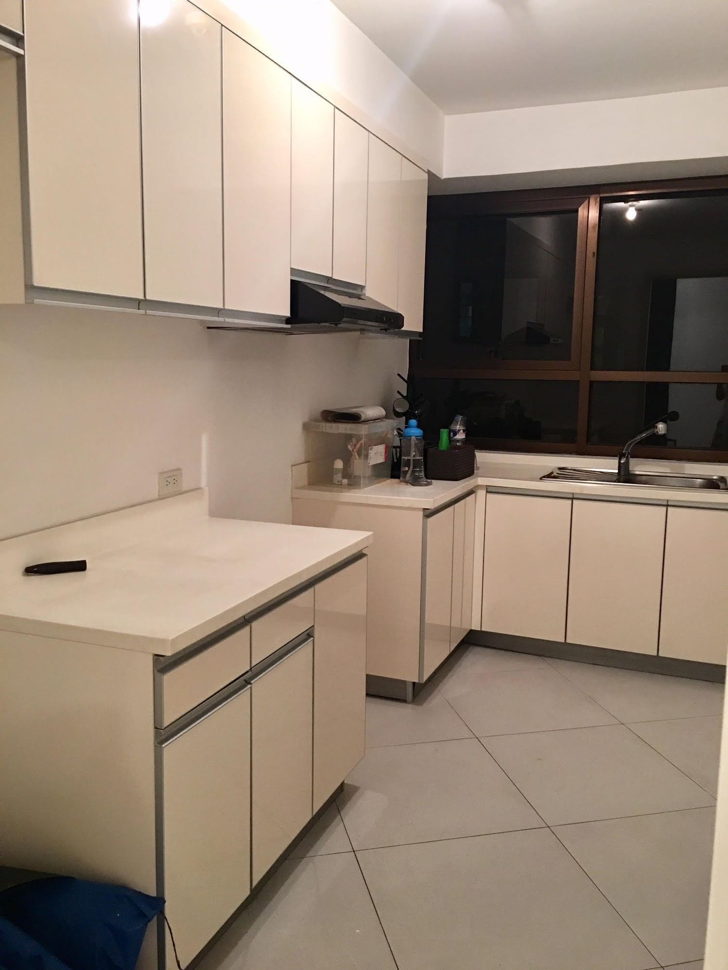 "2BR Condo for Rent in Icon Residences, BGC - Bonifacio Global City, Ta"10