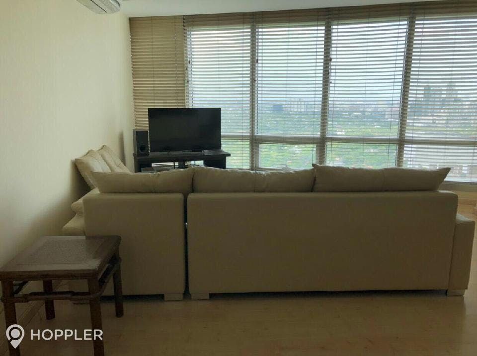 "2BR Condo for Rent in One McKinley Place, BGC - Bonifacio Global City,"06