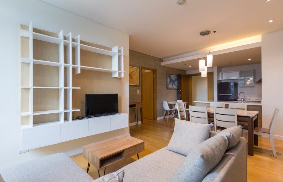 "2BR Condo for Rent in Park Terraces, San Lorenzo, Makati"04