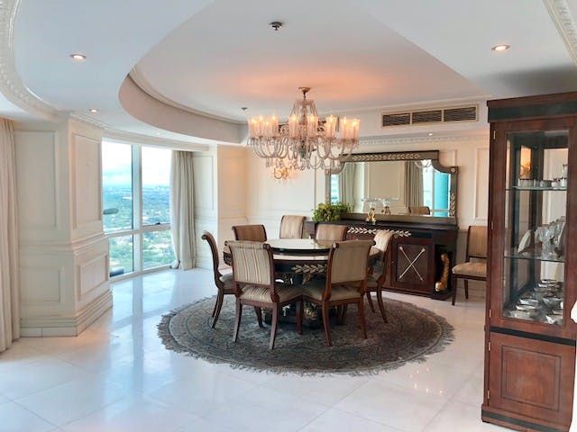 "3BR Condo for Rent in Luna Gardens, Rockwell Center, Makati"10