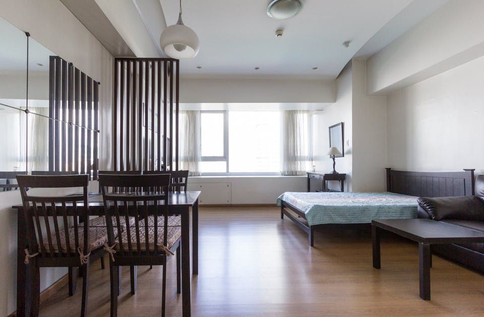 "Studio Condo for Rent in The St. Francis Shangri-La Place, Ortigas Cen"06