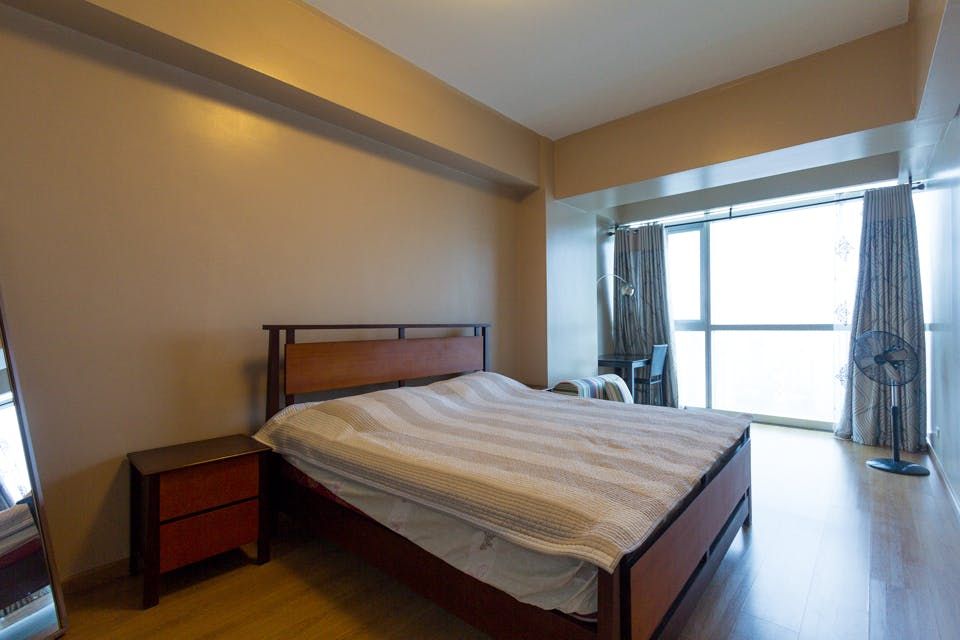 "1BR Condo for Rent in The St. Francis Shangri-La Place, Ortigas Center"08