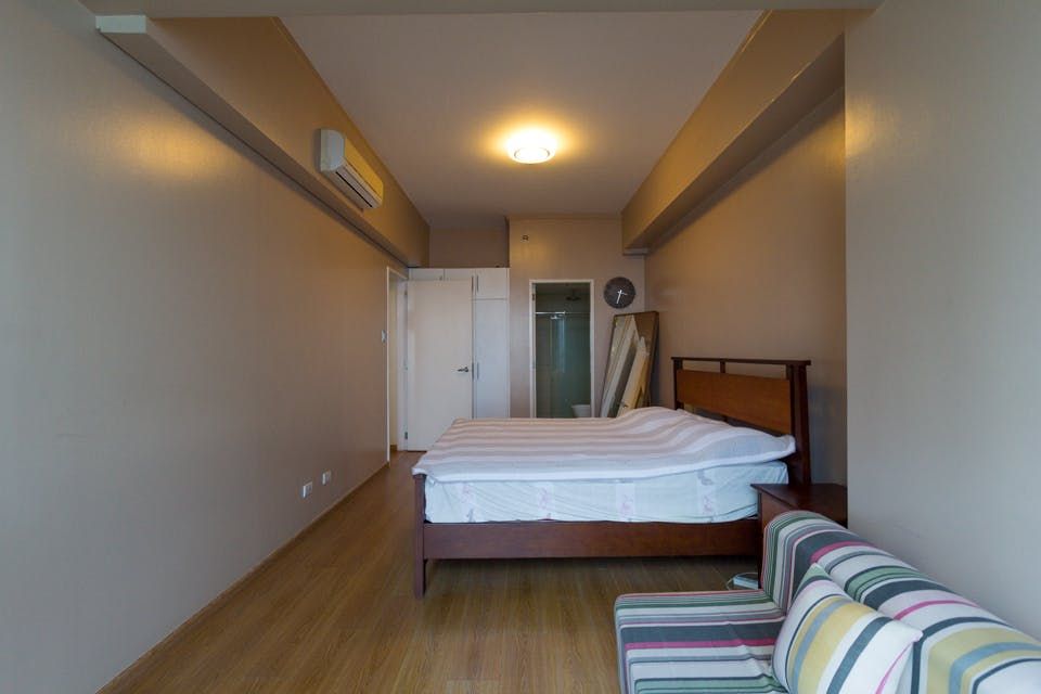 "1BR Condo for Rent in The St. Francis Shangri-La Place, Ortigas Center"10