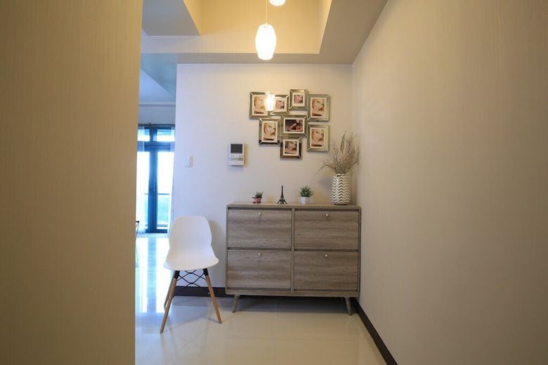 "2BR